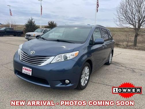 2015 Toyota Sienna XLE