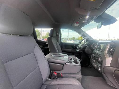 Black 2022 Chevrolet Silverado 1500 Custom