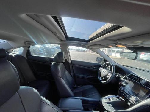 2019 Honda Insight Touring