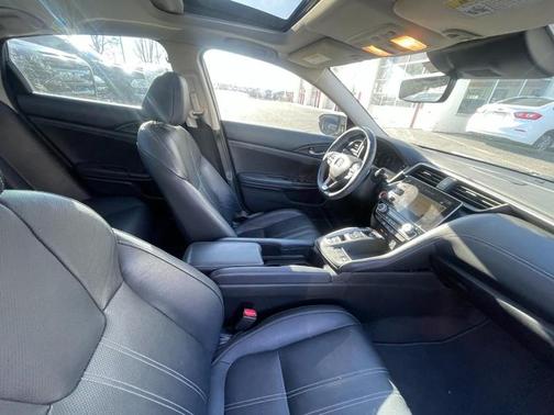 2019 Honda Insight Touring