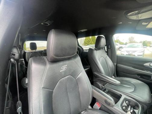 2021 Chrysler Pacifica Hybrid Touring L