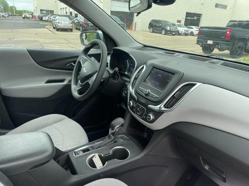 Seaglass Blue Metallic 2022 Chevrolet Equinox 1LT