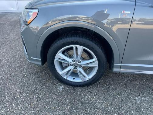 2020 Audi Q3 45 S line Premium