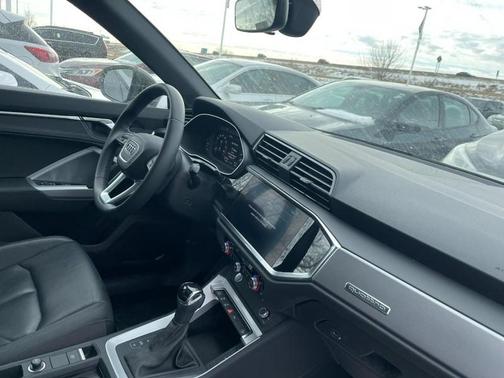 2020 Audi Q3 45 S line Premium