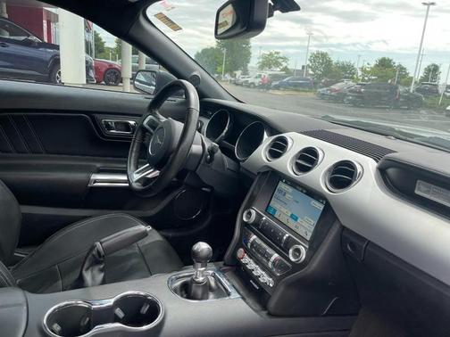 Magnetic Metallic 2016 Ford Mustang GT