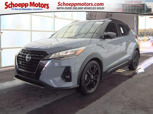 2023 Nissan Kicks SR