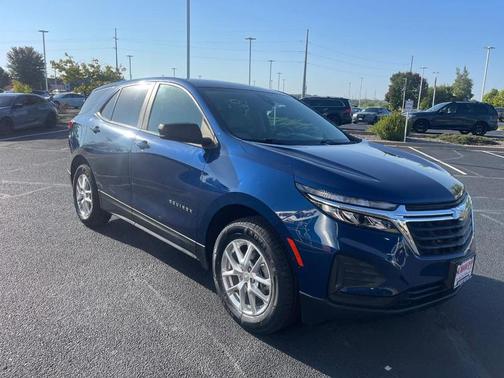 2022 Chevrolet Equinox LS