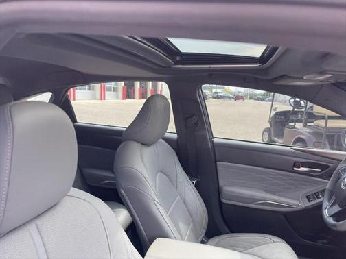 2021 Toyota Avalon Hybrid Limited
