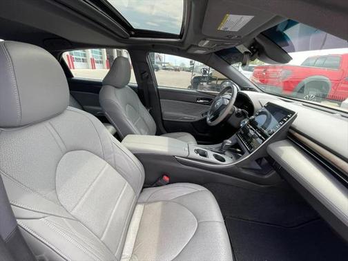 2021 Toyota Avalon Hybrid Limited