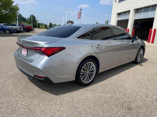2021 Toyota Avalon Hybrid Limited