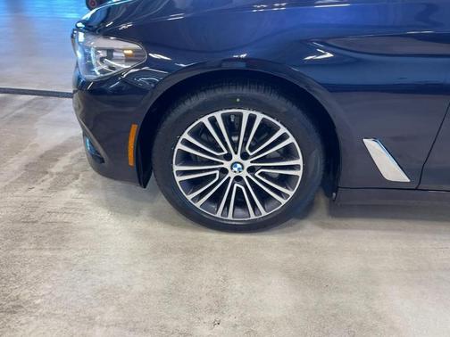 2018 BMW 530 xDrive