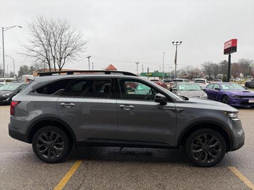 2023 Kia Sorento EX