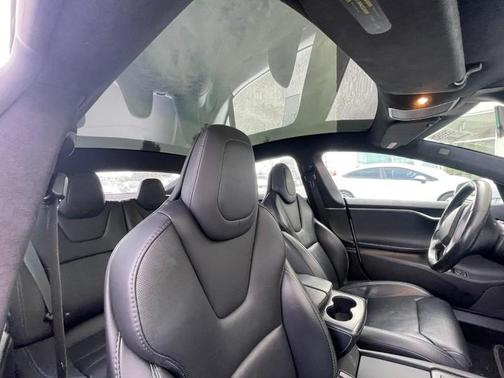 2019 Tesla Model S 