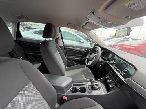 Black Uni 2019 Volkswagen Jetta 1.4T S