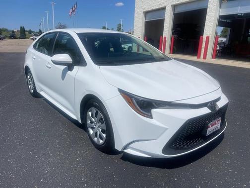 White 2021 Toyota Corolla LE