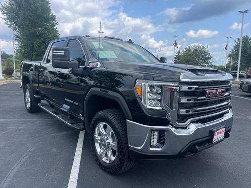 Onyx Black 2022 GMC Sierra 2500 SLE