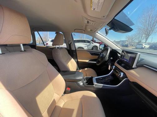 Ruby Flare Pearl 2024 Toyota RAV4 Hybrid SE