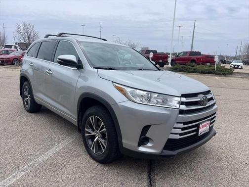 2018 Toyota Highlander LE