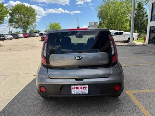 2017 Kia Soul Base
