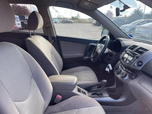 2008 Toyota RAV4 Base