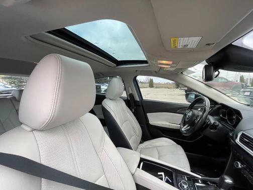 Eternal Blue Mica 2017 Mazda Mazda3 Grand Touring
