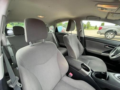 2013 Toyota Prius Plug-in Base