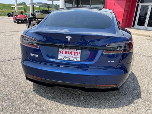 2021 Tesla Model S Plaid