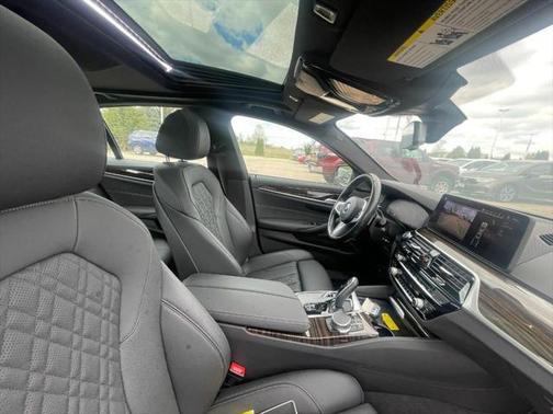 2022 BMW 540 i xDrive