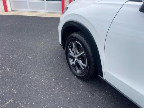 Platinum White Pearl 2025 Honda HR-V EX-L
