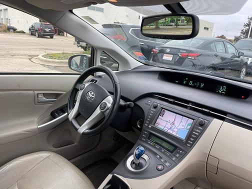 2010 Toyota Prius IV