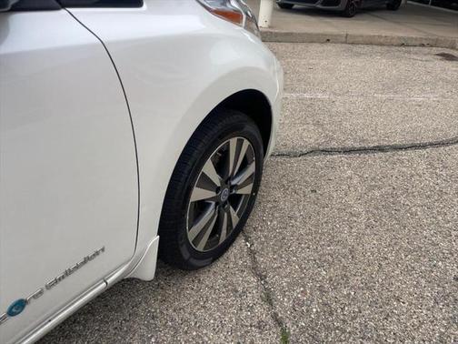 2014 Nissan Leaf SL