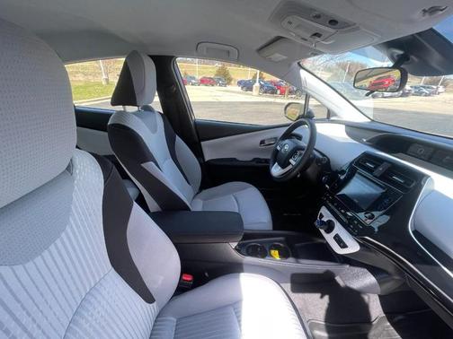 2018 Toyota Prius Two