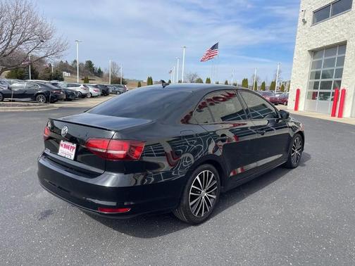 2016 Volkswagen Jetta 1.8T Sport