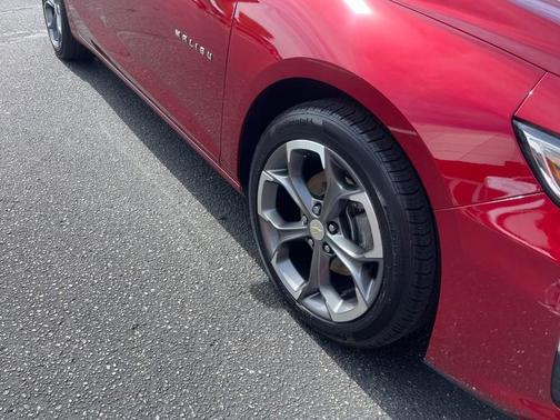 Radiant Red Tintcoat 2025 Chevrolet Malibu FWD 1LT