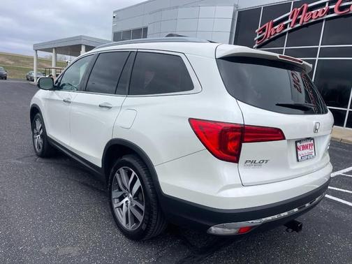 White Diamond Pearl 2018 Honda Pilot Elite