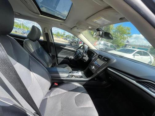 2020 Ford Fusion Titanium