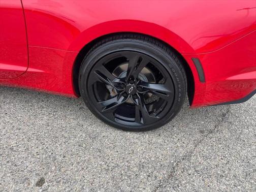 2021 Chevrolet Camaro RWD Coupe LT1