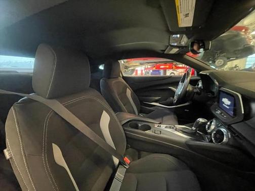 2021 Chevrolet Camaro RWD Coupe LT1