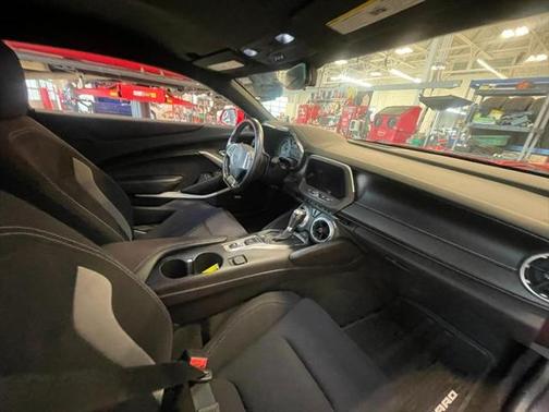 2021 Chevrolet Camaro RWD Coupe LT1