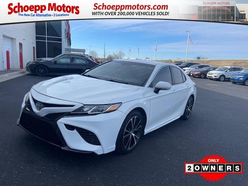 2018 Toyota Camry SE