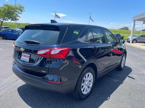 Midnight Blue Metallic 2021 Chevrolet Equinox LS