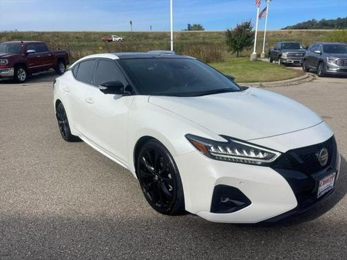 2022 Nissan Maxima SR Xtronic CVT
