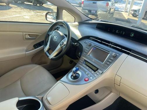 2013 Toyota Prius Four