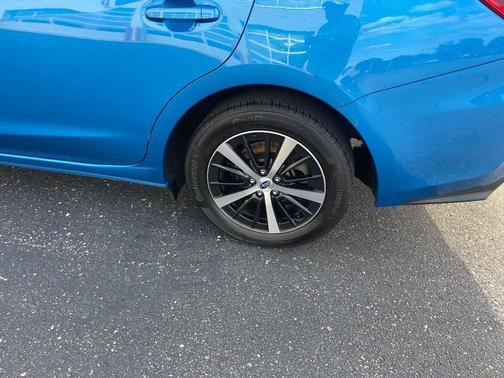 Sapphire Blue Pearl 2022 Subaru Impreza Premium