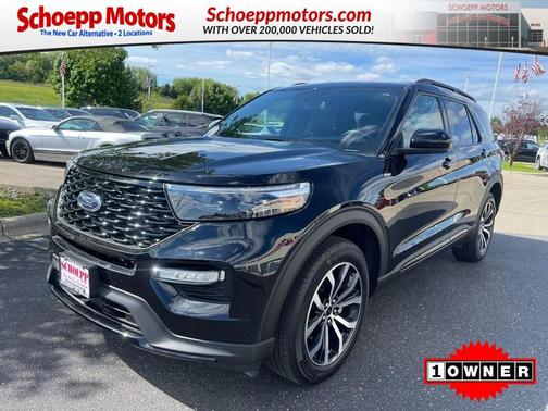 Agate Black Metallic 2024 Ford Explorer ST-Line