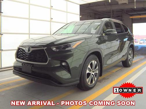 2023 Toyota Highlander Hybrid XLE