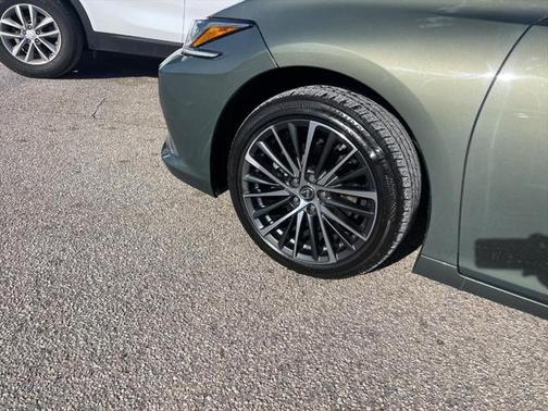 2022 Lexus ES 350 Base