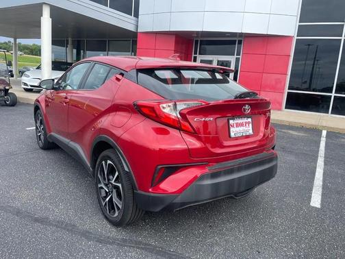 Supersonic Red 2021 Toyota C-HR XLE
