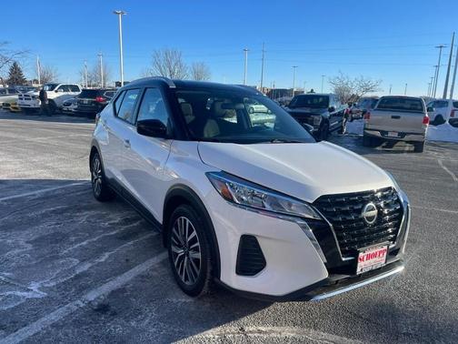 2023 Nissan Kicks SV