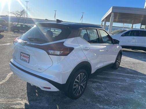 2023 Nissan Kicks SV